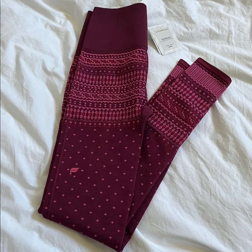 Fabletics Merlot Outfit Bundle winter workout matching set thermal fair isle - Picture 4 of 8